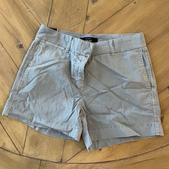 J Crew Women’s Chino short - Picture 1 of 3